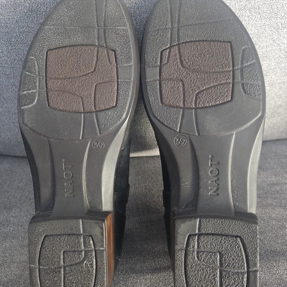 NAOT Rivotra Black Leather Ankle Boots Size 39 (8.5) - Picture 7 of 7